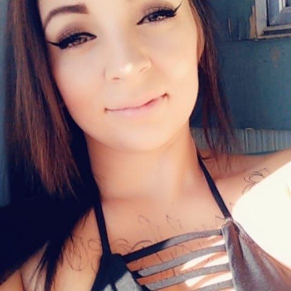 Meet your Posher, Ericca - Picture 1 of 1